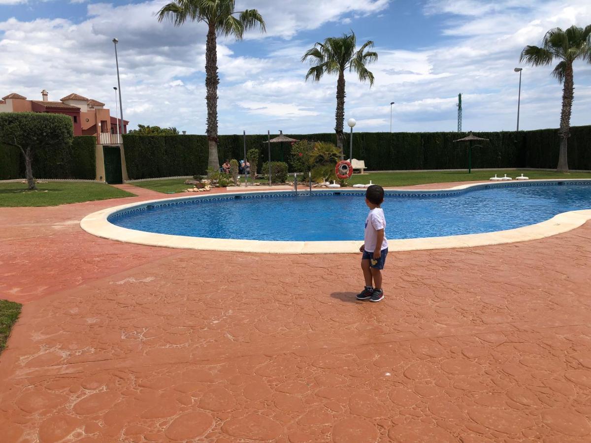 New Apartment In Torrevieja , Punta Prima Orihuela Costa With Pool אוריהואלה מראה חיצוני תמונה