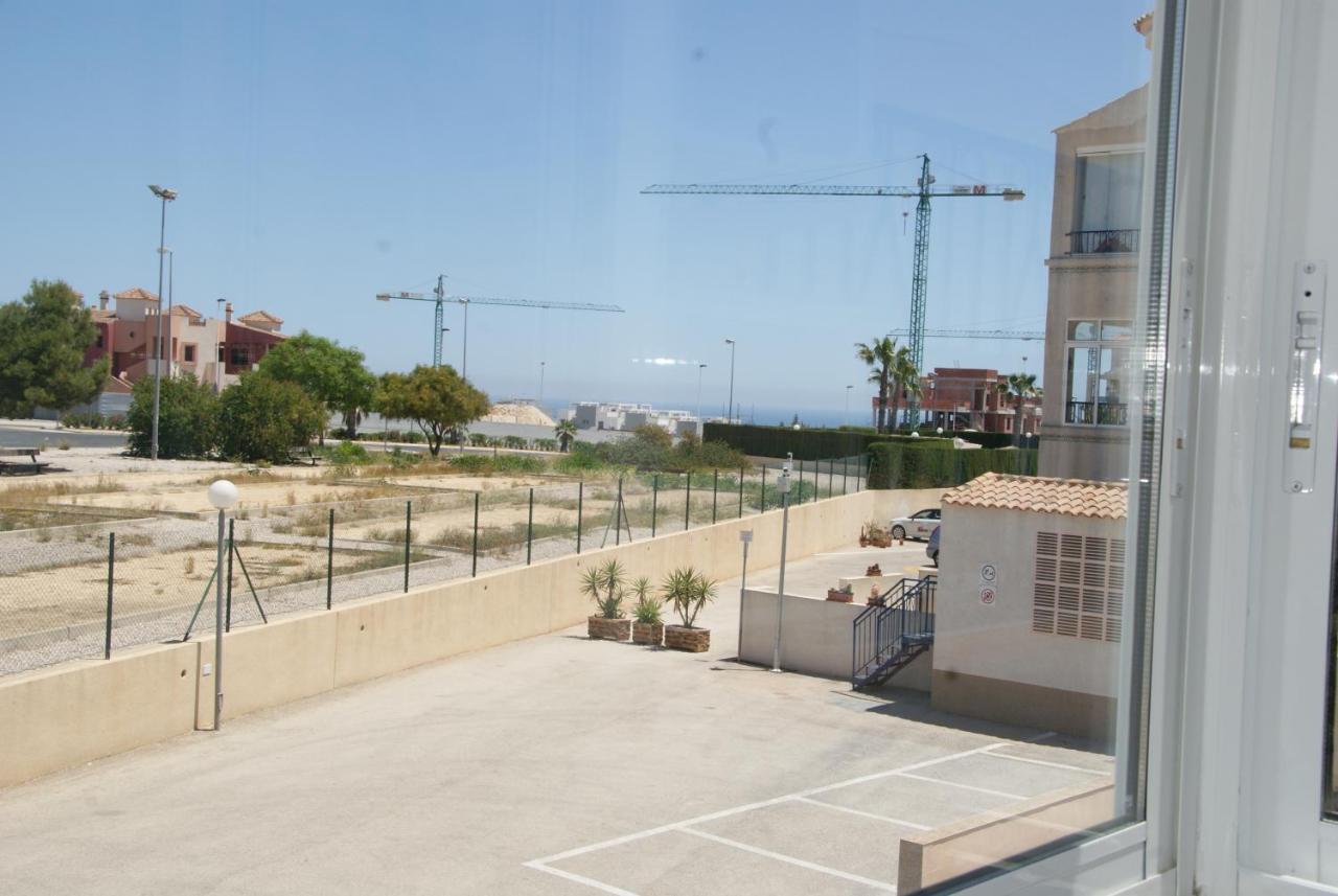 New Apartment In Torrevieja , Punta Prima Orihuela Costa With Pool אוריהואלה מראה חיצוני תמונה