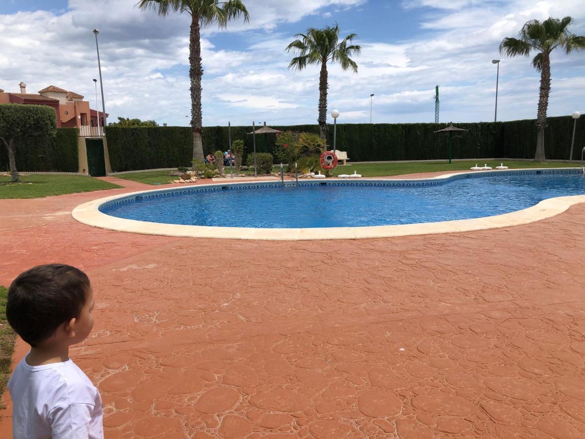 New Apartment In Torrevieja , Punta Prima Orihuela Costa With Pool אוריהואלה מראה חיצוני תמונה